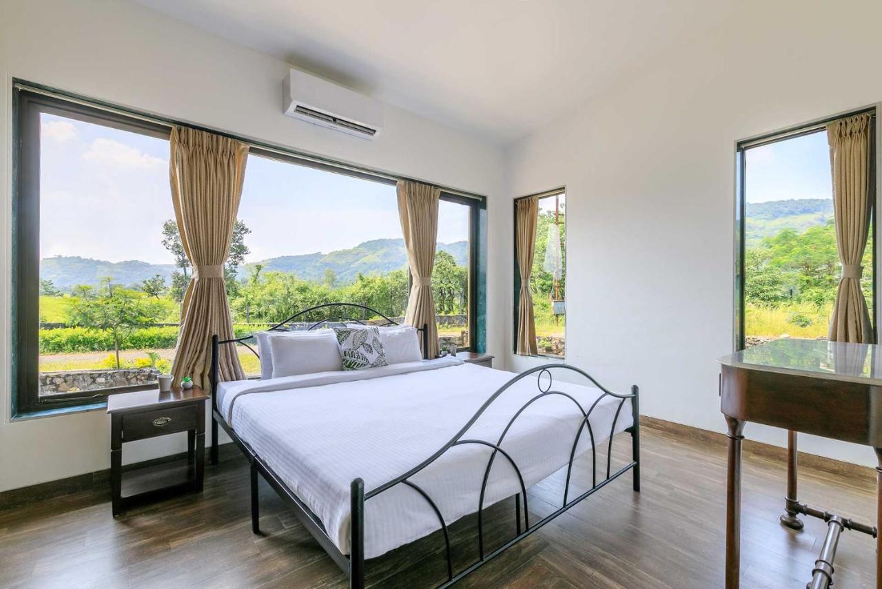 Stayvista'S Shivom Villa 2 - A Serene Escape With Views Of The Valley And Lake ロナバラ エクステリア 写真