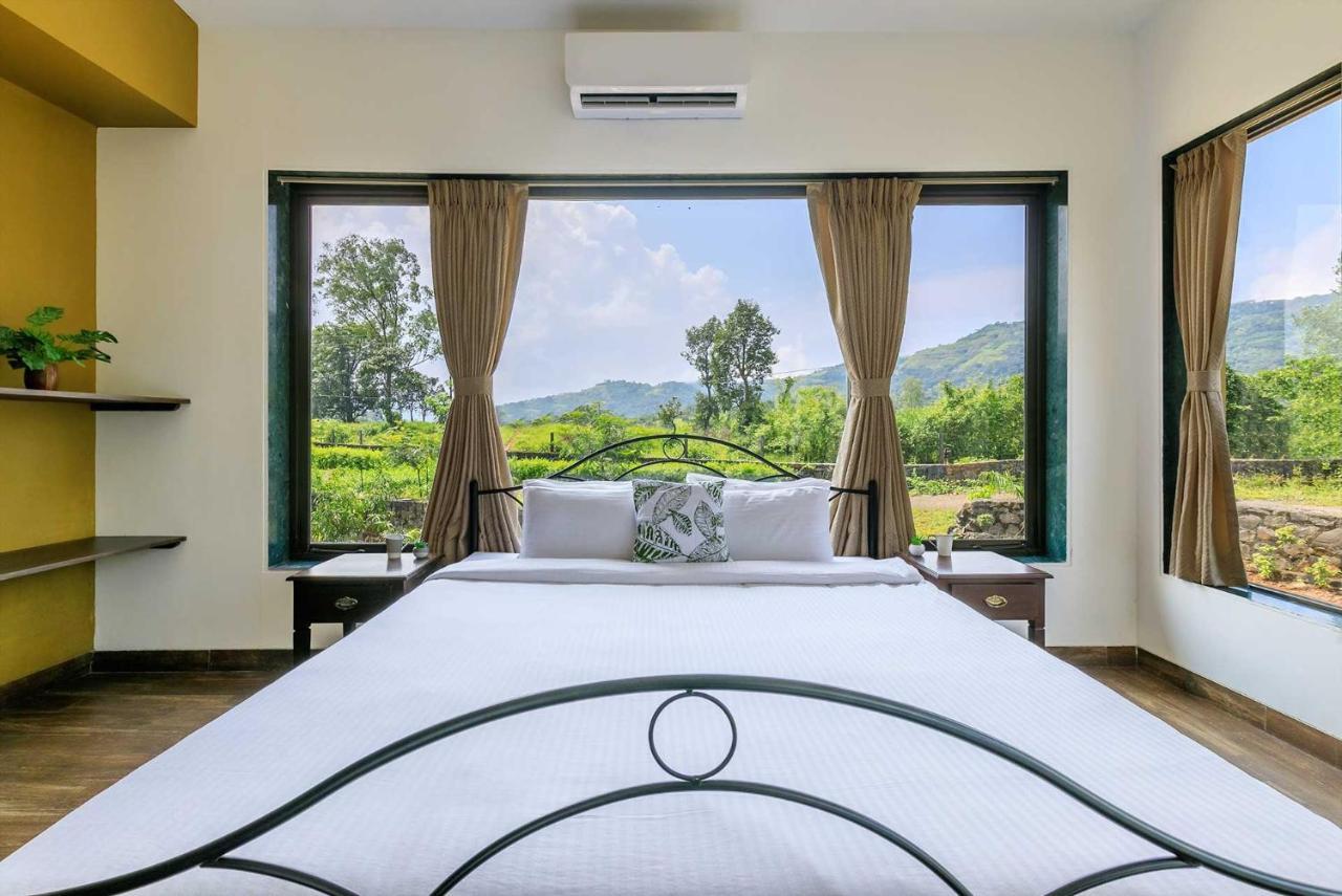 Stayvista'S Shivom Villa 2 - A Serene Escape With Views Of The Valley And Lake ロナバラ エクステリア 写真