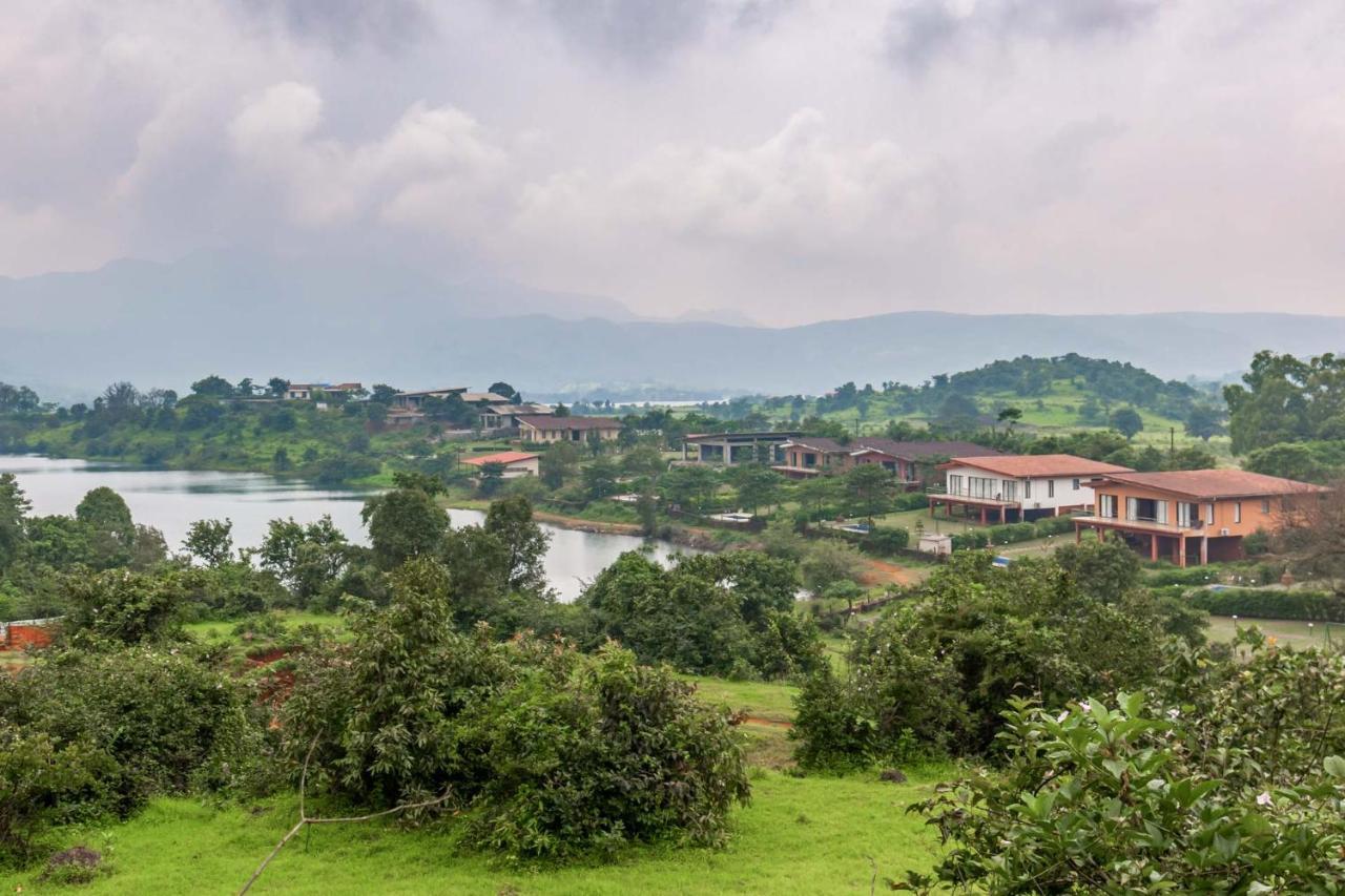 Stayvista'S Shivom Villa 2 - A Serene Escape With Views Of The Valley And Lake ロナバラ エクステリア 写真